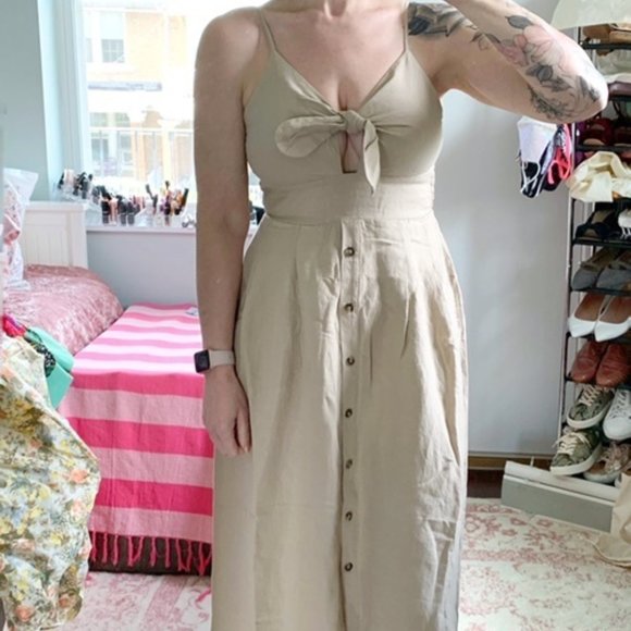 Express | NWT Linen-Blend Button Front Tie Midi Dress - Picture 4 of 16